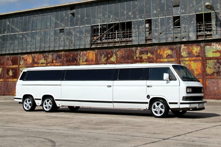 VW Bus Limo 8 Pers 01 768x512