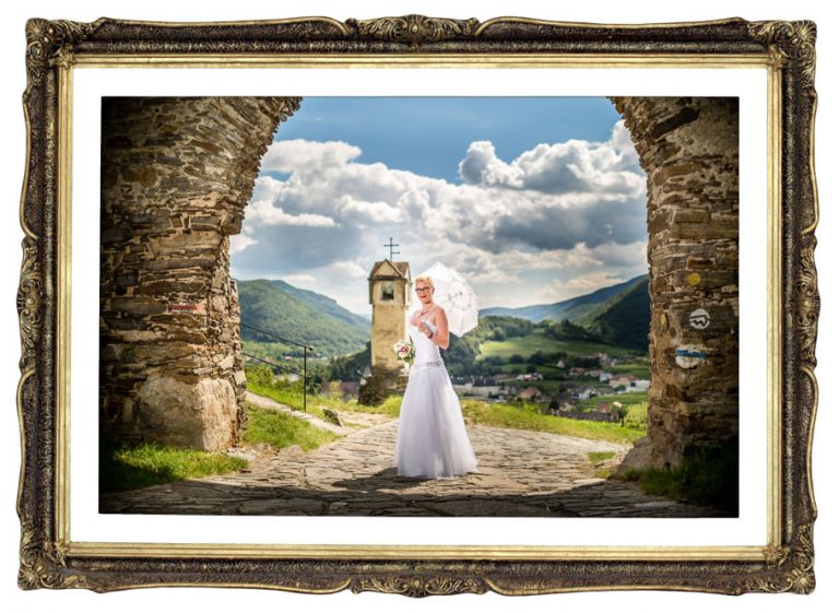 braut im torbogen c photography pfeffel at 16 768x561