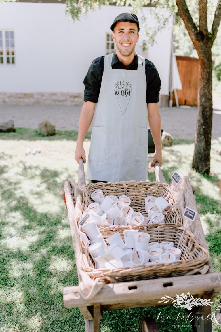 Fotografie Lisa Patzwald Hochzeit SabineGregor 461 1 768x1152