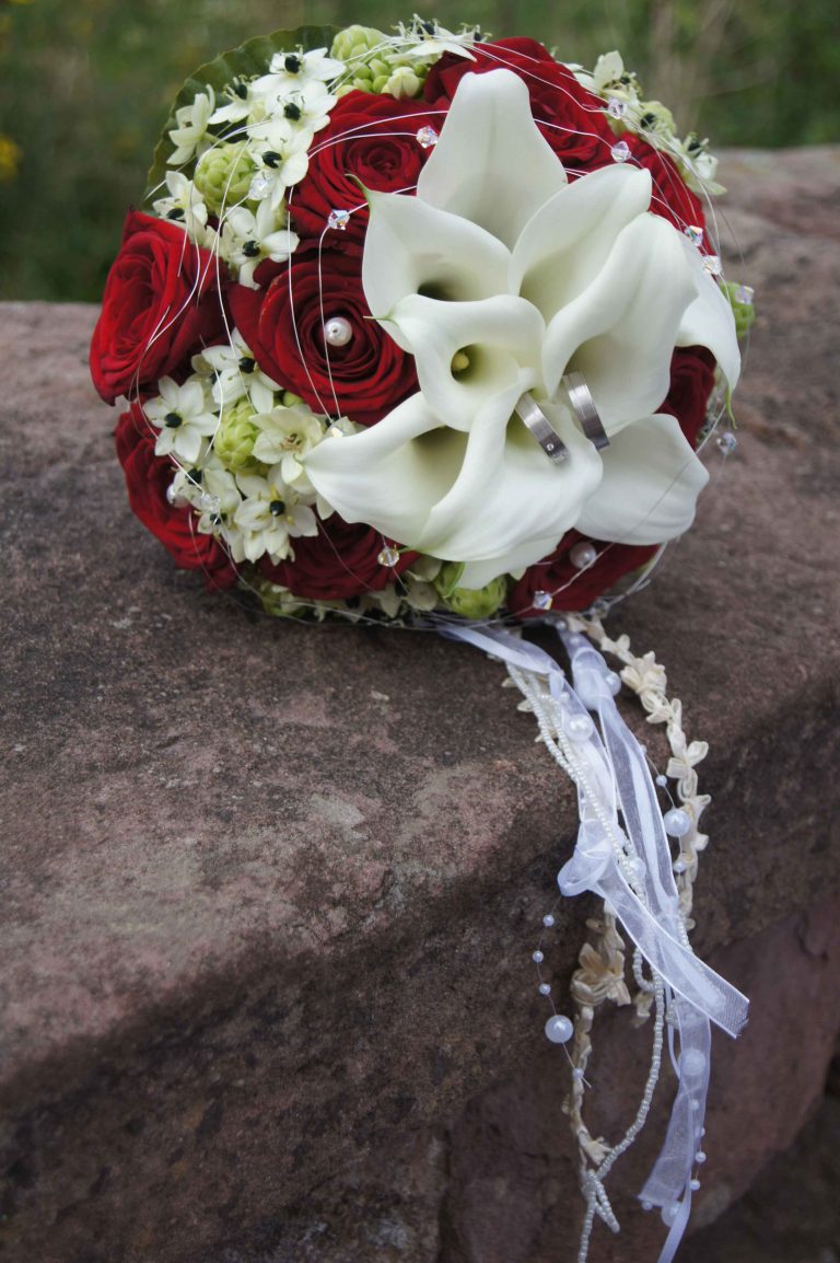 Herzstueck Brautstrauss 768x1154