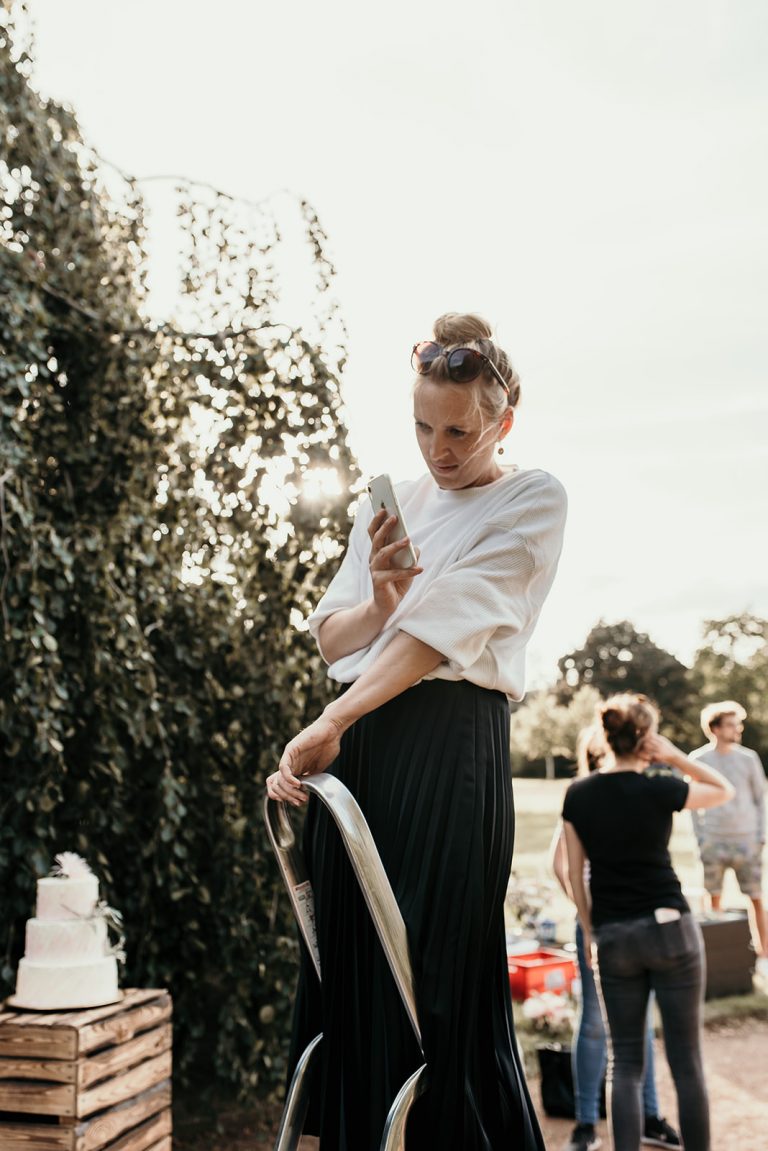 Making Off 23 768x1151