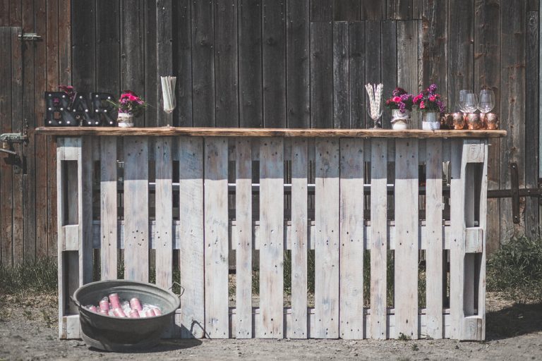 VERMIETEREI Mai2018 Tisch2 65von89 768x512