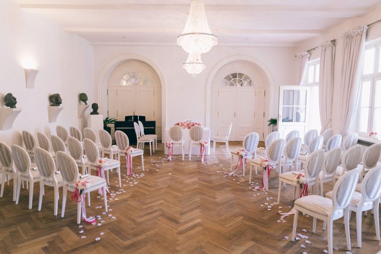 Klein Kann ohne Namensnennung verwendet werden 768x512