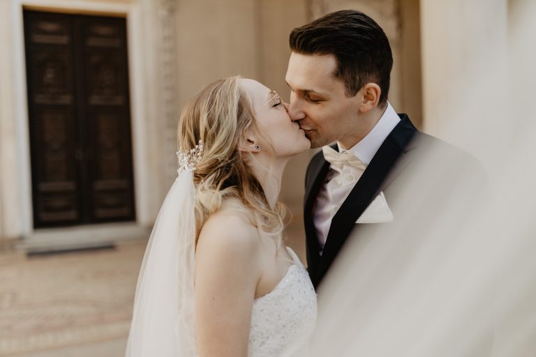 Hochzeitsfotos Orangerieschloss Hochzeitsfotograf 768x512